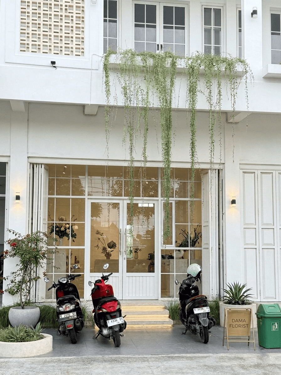 Dama Florist